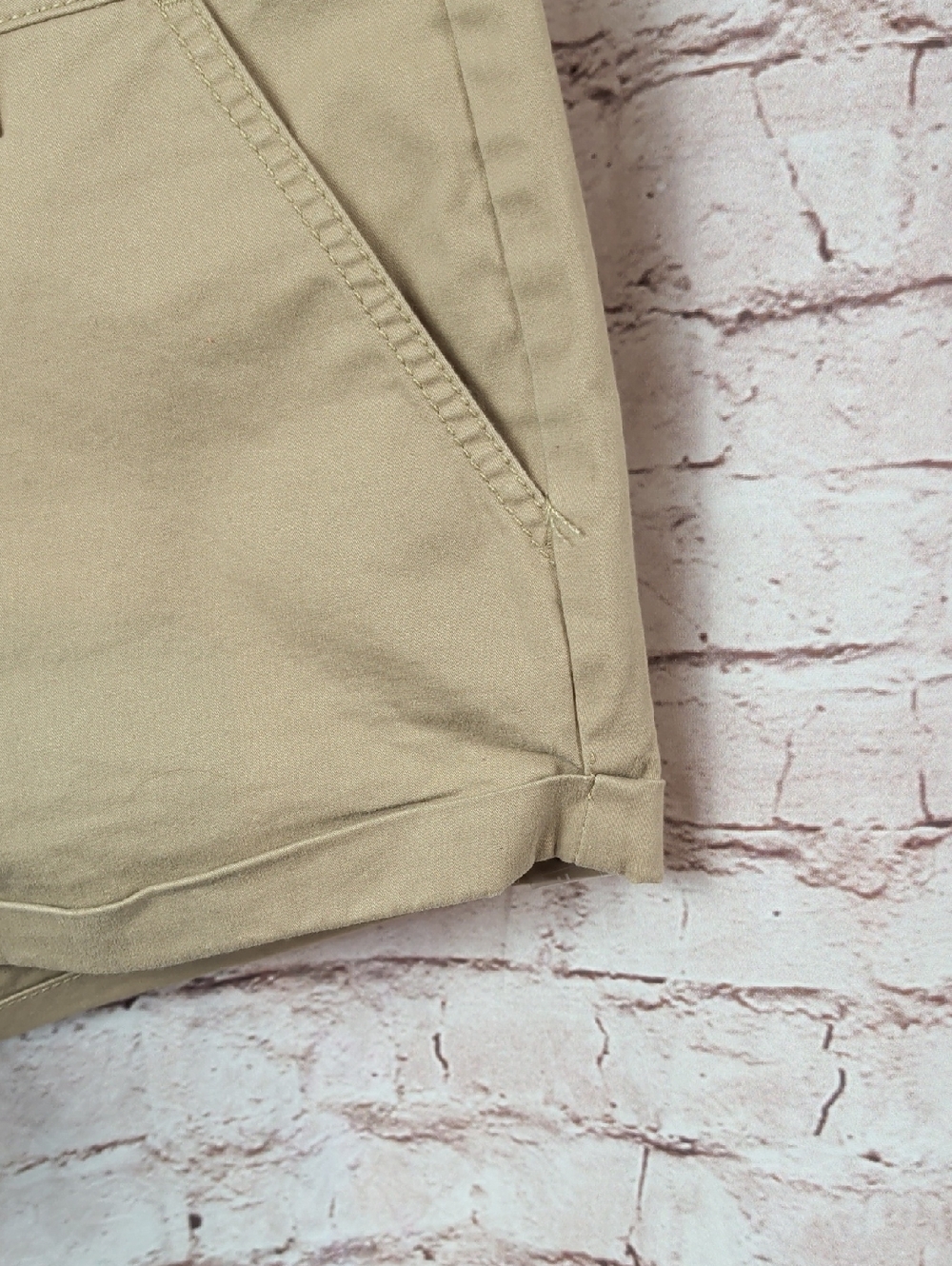 SO Short Shorts Khaki Casual Size 11 NWT - Picture 2 of 6